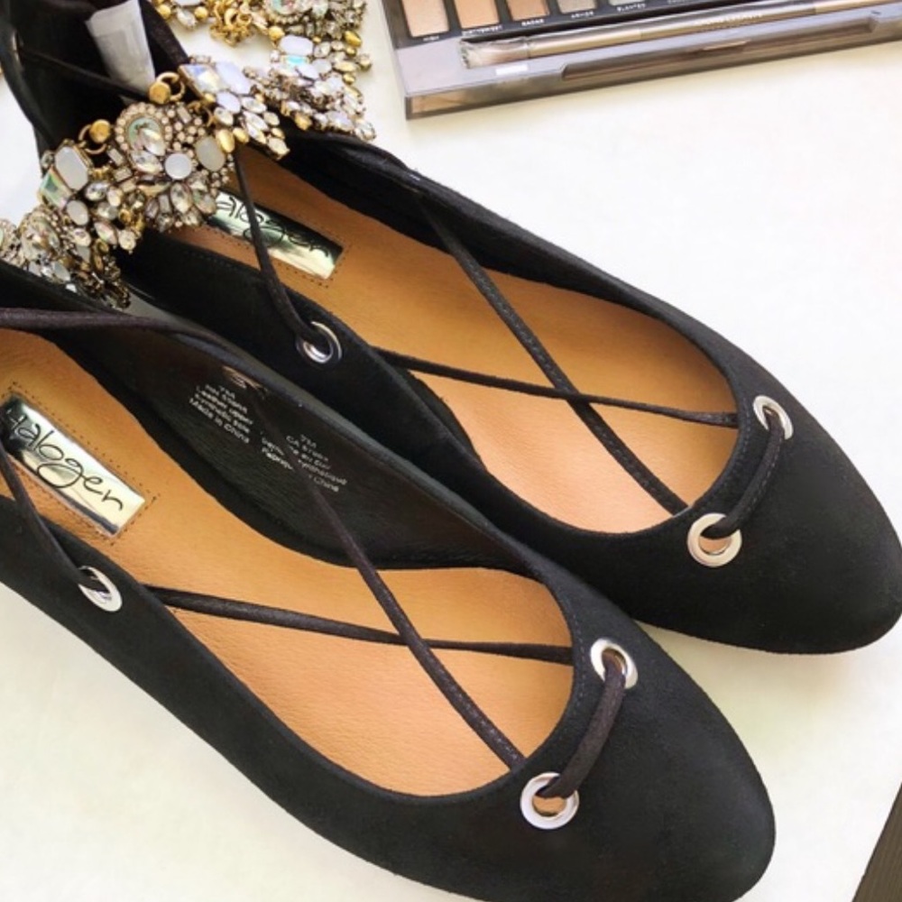 Halogen nella ghillie flats black 7.5 suede